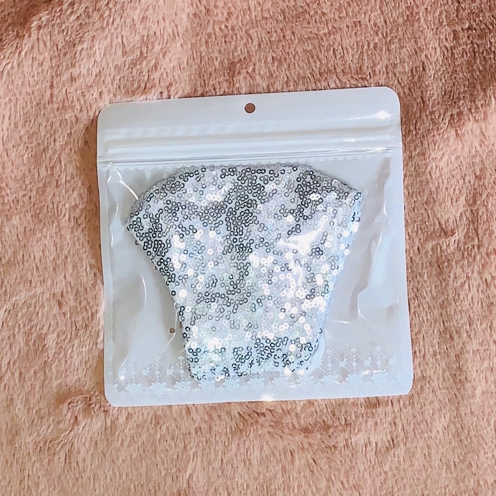 Face Mask - Picture 6 of 8